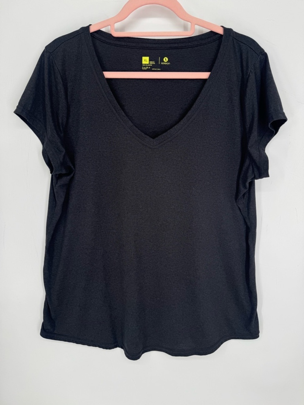 Xersion Women's Charcoal V-Neck Basic Athletic Workout Short Sleeve Tee Size XL